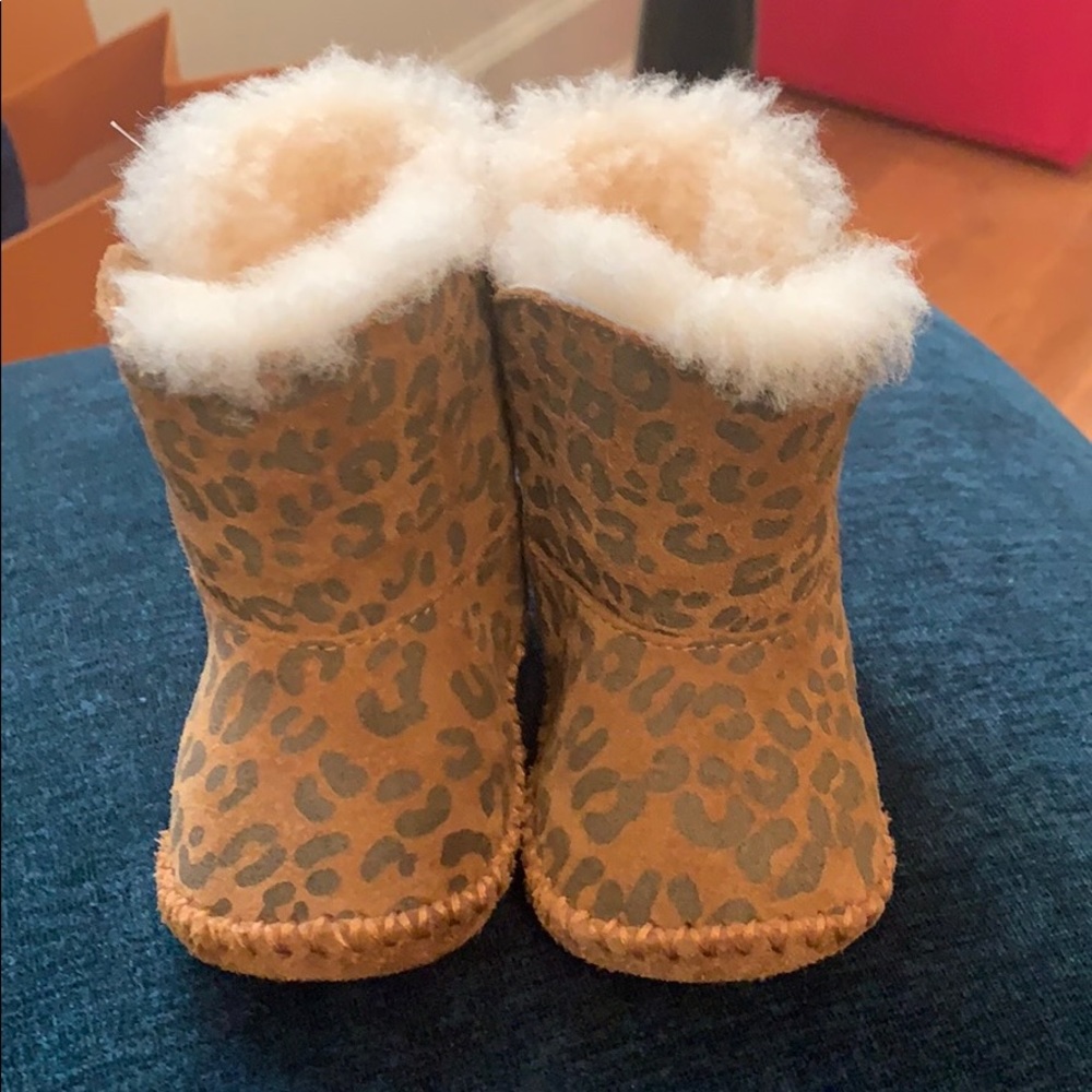 Ugg  boots